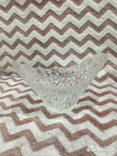 Хрустальная ваза салатник (нов) много разных