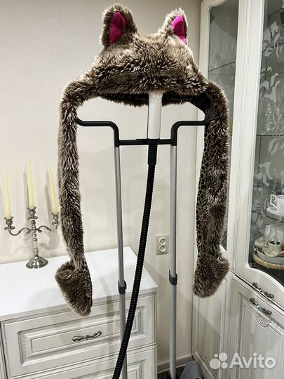 Шапка женская с ушками Киска и с варежками