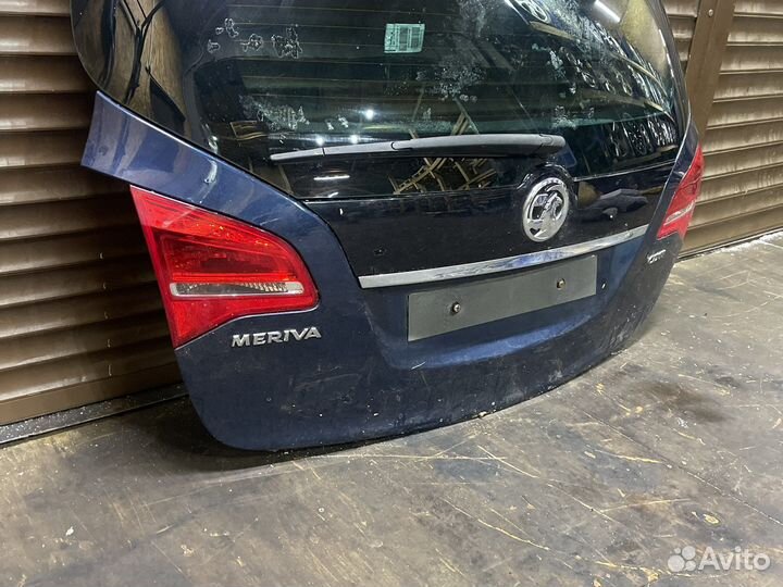 Крышка багажника на Opel Meriva B в сборе