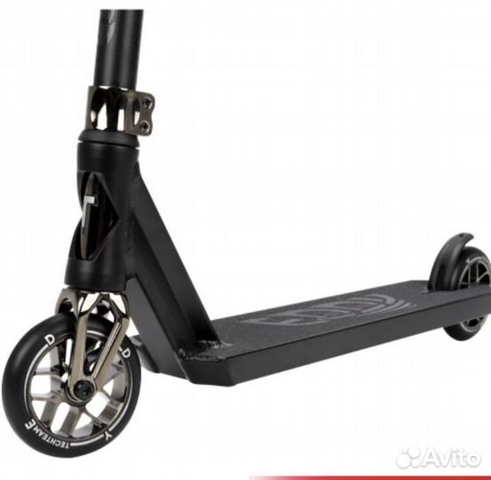 Трюковой самокат Tech Team Eddy