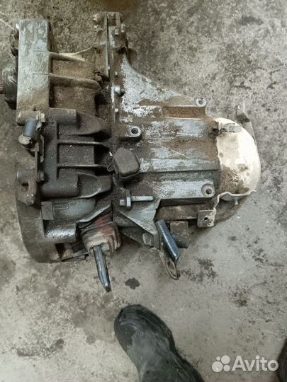 МКПП механическая коробка передач Renault Laguna 1