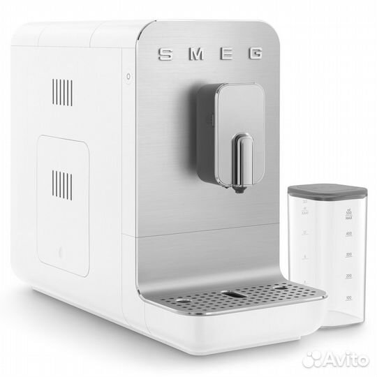 Автоматическая кофемашина smeg BCC13whmeu