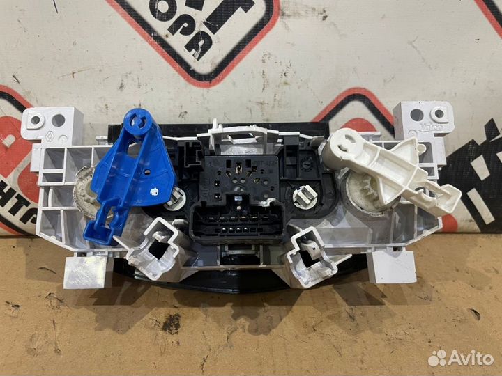 Блок управления печкой Nissan Almera G15