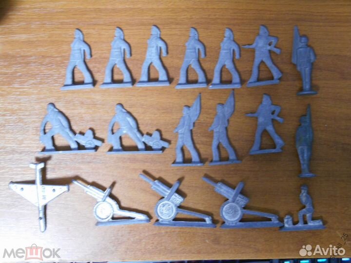 Солдаты Матросы Пехотинцы Техника Олово много