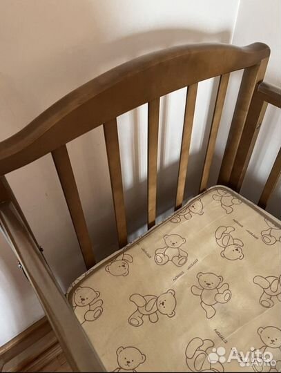 Детская кроватка