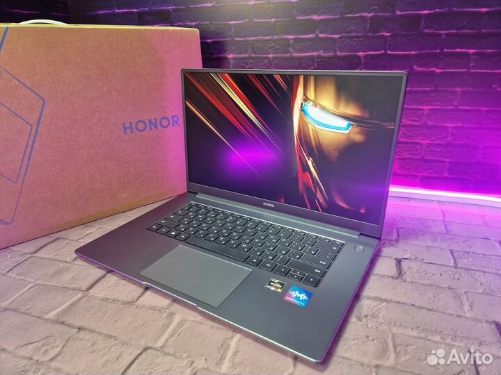 Ноутбук Honor Ryzen 5 5500u 16Gb SSD 512Gb IPS