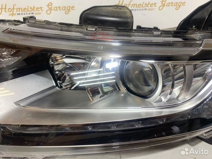 Фара галогеновая передняя левая Mitsubishi