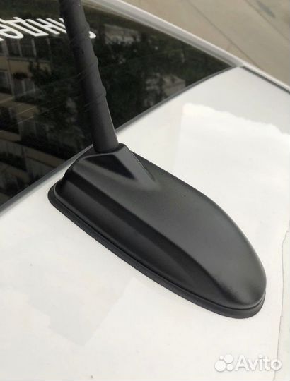 Автомобильная антенна на крышу