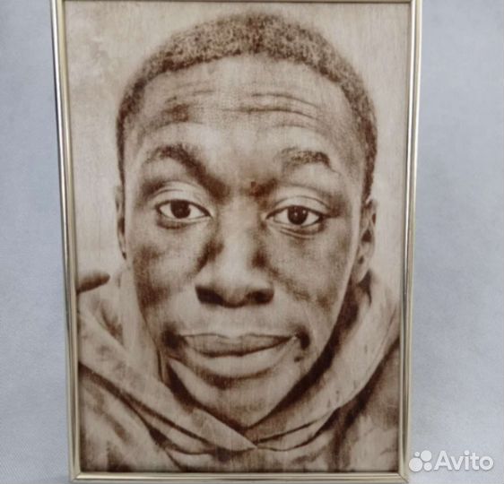 Картина на дереве