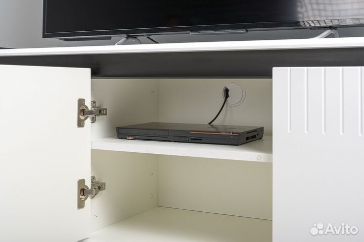 Тумба под телевизор