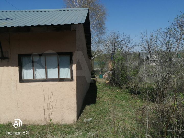 Дача 25 м² на участке 6 сот.