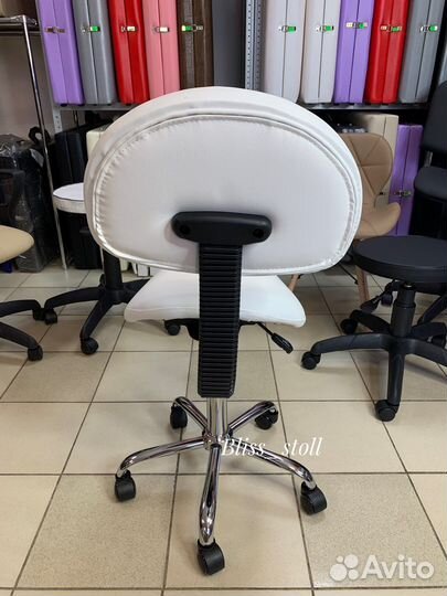 Стул мастера седло