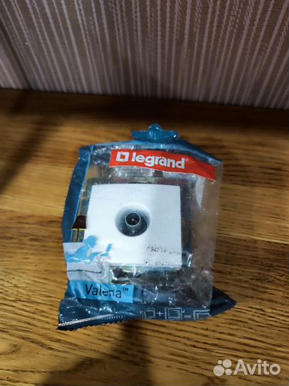 Розетка TV Legrand Valena