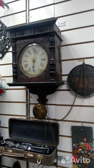 Часы настенные немецкие,антиквариат