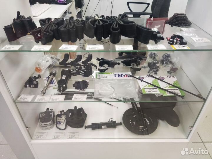 Запчасти для велосипедов в ассортименте