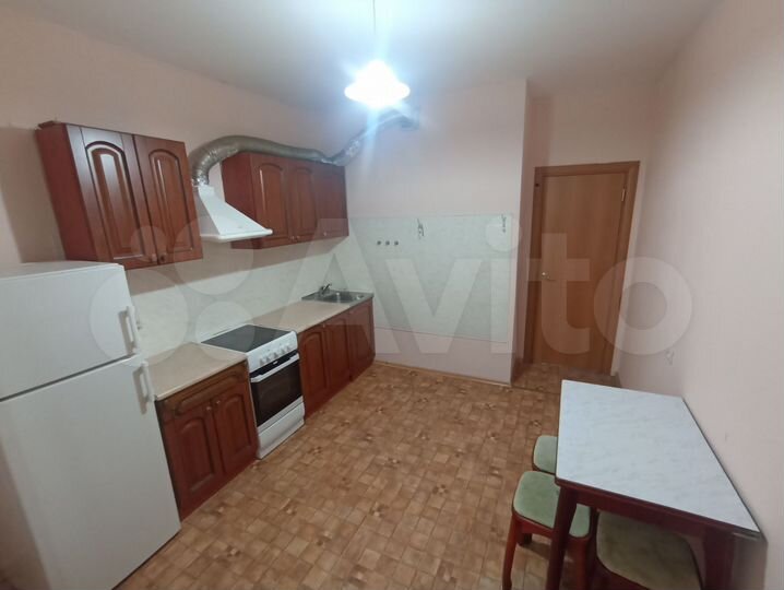 2-к. квартира, 76 м², 11/17 эт.