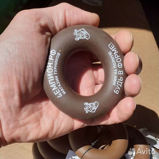 Эспандер кистевой 50 кг спортивный силовой бублик