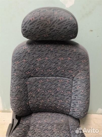 Сиденья комплект Киа Сепия Шума 96-01