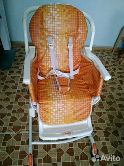 Стульчик для кормления geoby