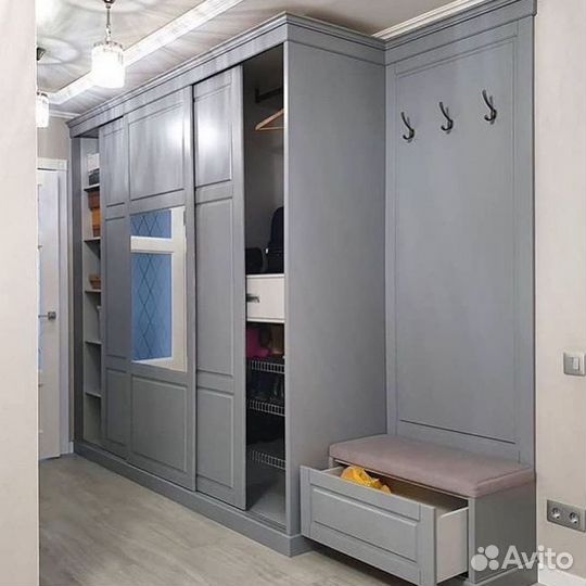 Встраиваемый шкаф