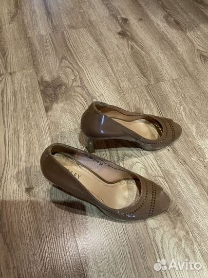 Туфли женские 37 размер