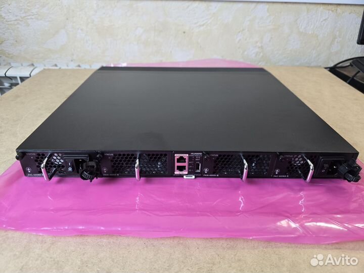 Коммутатор Huawei CE6865-48S8CQ-EI