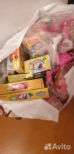 Пакет с игрушками на 6 лет