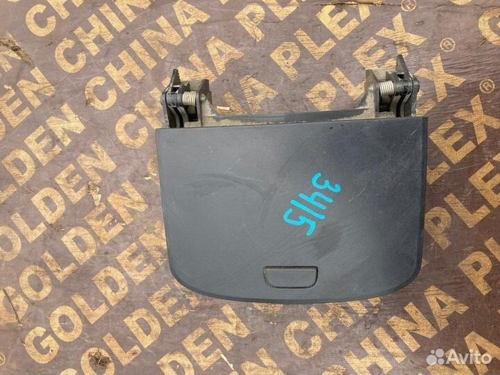 Бардачок Chevrolet Captiva C100 T22SED 2009