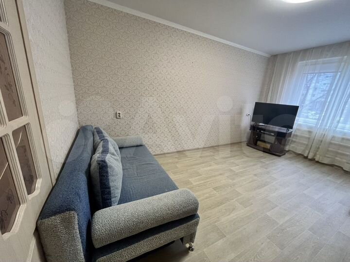 3-к. квартира, 81 м², 1/9 эт.