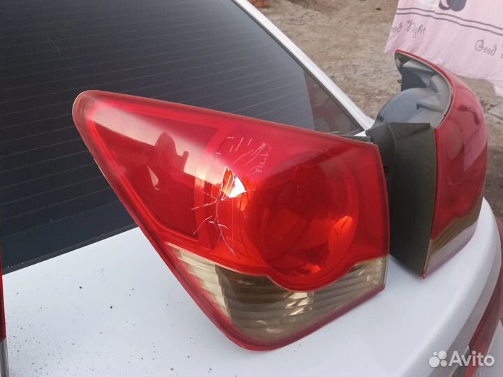 Фонарь правый задний в крыло