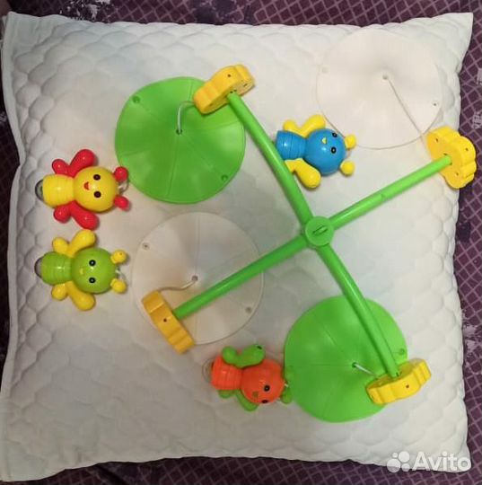 Мобиль на детскую кроватку со сменными блоками