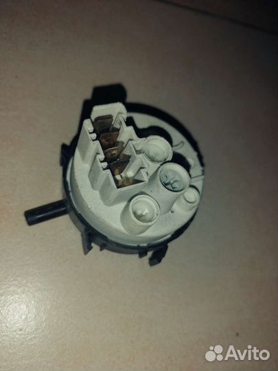 Датчик уровня воды (прессостат) Для Candy 41035075