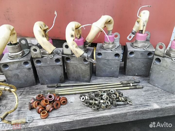 Силовые тиристоры, в комплекте, 6 штук