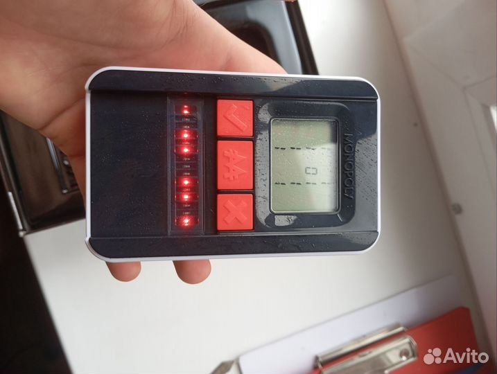 Игра монополия С банковскими картами