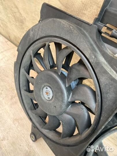 Вентилятор охлаждения радиатора Audi A4 8ED BGB