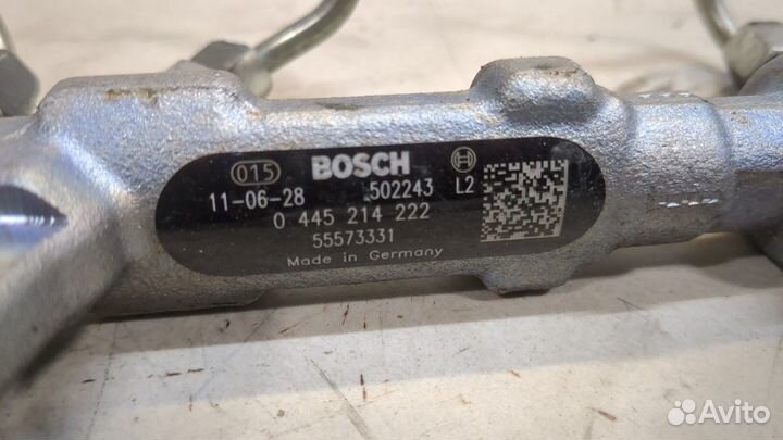 Рампа топливная Chevrolet Aveo (T300) 2011