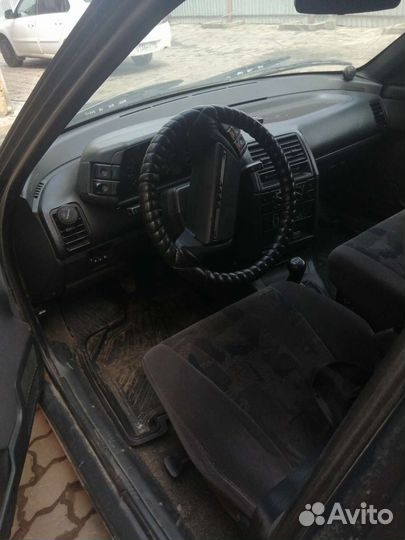 Ваз-2112 на запчасти на ходу