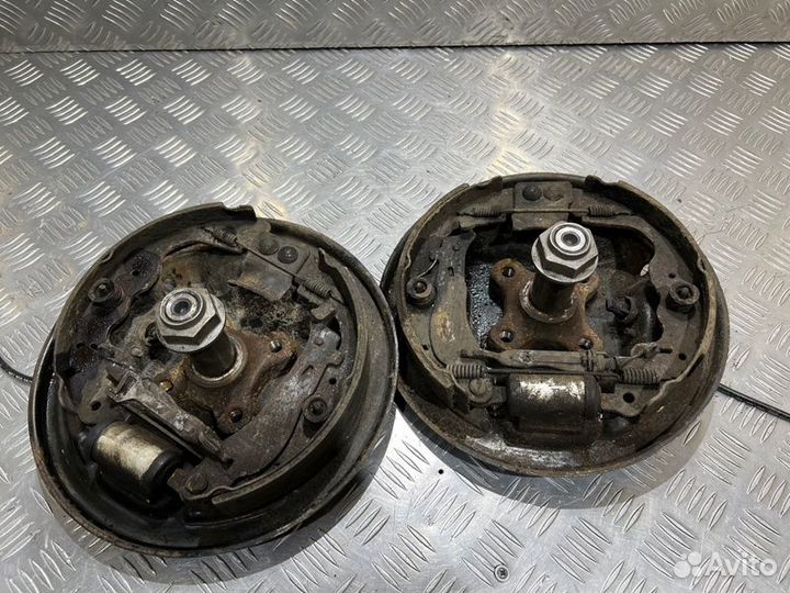 Тормозной механизм Renault Duster 1.6