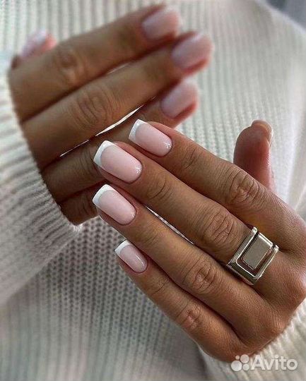 Маникюр педикюр