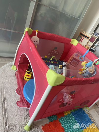 Продам манеж capella