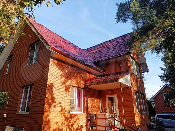 Дом 250 м² на участке 15 сот.