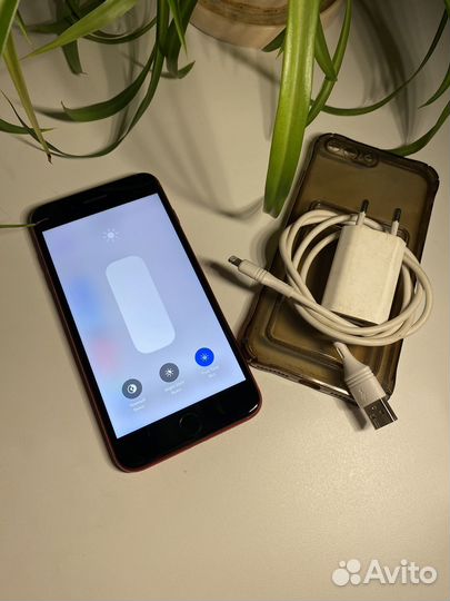 iPhone 8 Plus, 64 ГБ
