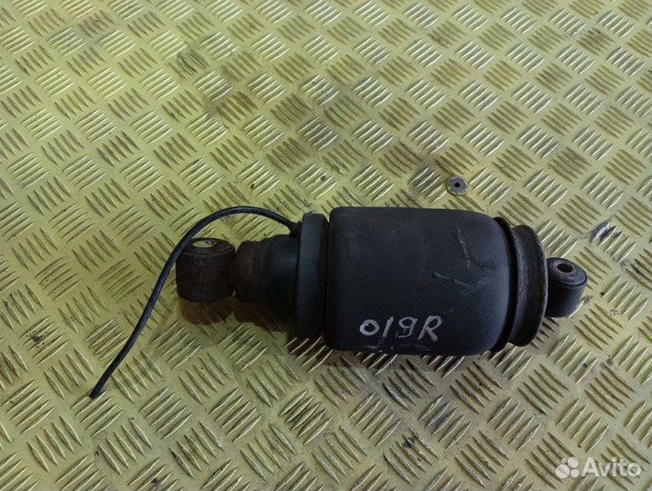 Подушка кабины правая Man Tga Tgs Tgx