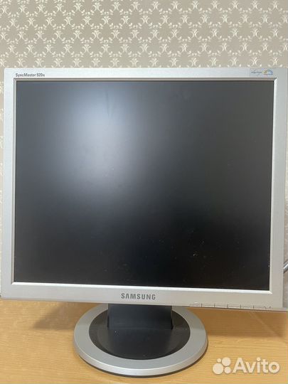 Монитор Samsung SyncMaster 920N 1280x1024
