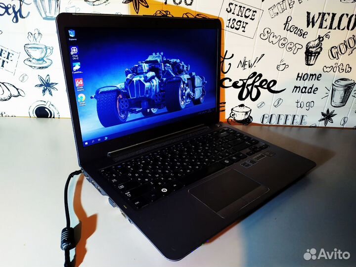 Samsung NP530U4C-i3-2 Gen \ 4 Озу \ 1 Gb видео