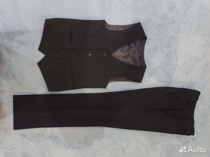 Школьный костюм вид для мальчика 128