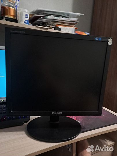 Монитор Samsung E1920NR