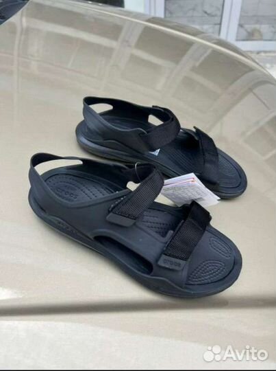 Сандалии crocs