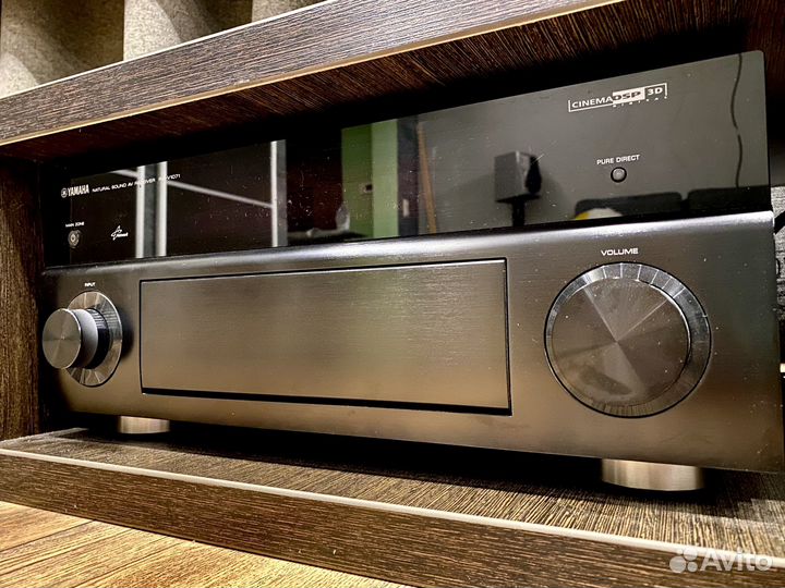 Ресивер Yamaha RX-V1071