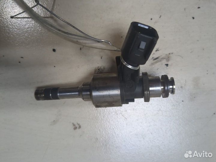 Форсунка топливная Cadillac XT5